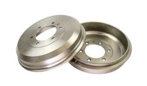 Tambour de frein HAM. ISUZU Arr. D-MAX 2,5-3,0 DITD 4X4 02-12 - 19-4921 MAXGEAR